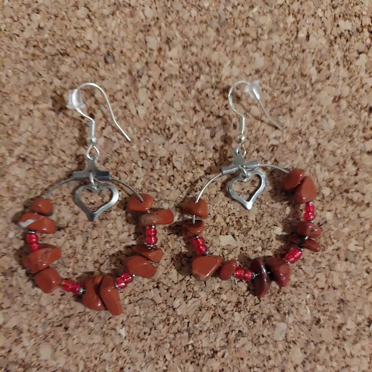 Boucle d'oreille créole jaspe rouge