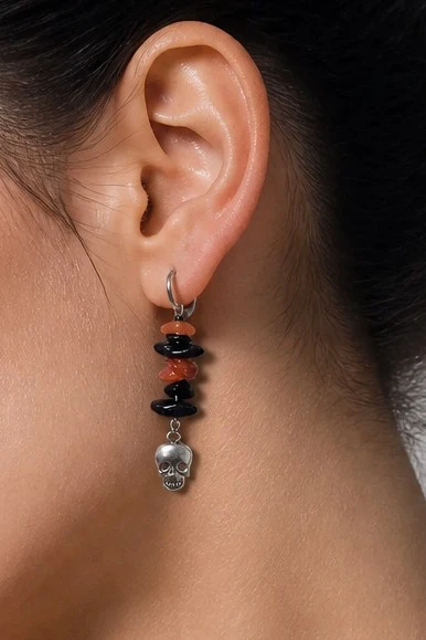 boucle d'oreille tête de mort